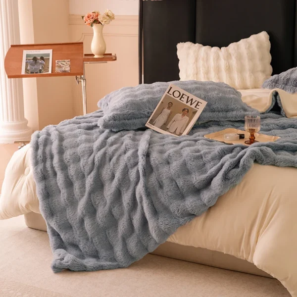 YanYangTian Autumn Winter Plush blanket bed cover 5